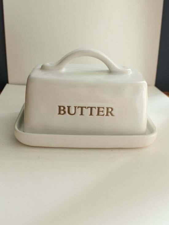 President's Choice Other - PC Off White Butter Dish with Lid Stoneware Full 1lb Butter